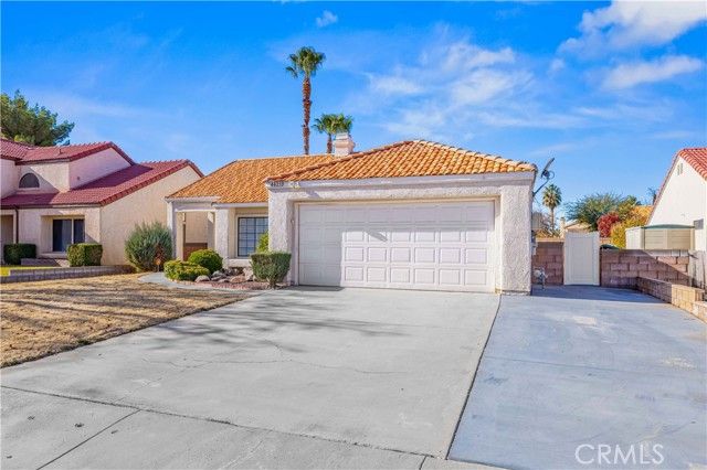 44239 Fenner, Lancaster, CA 93536