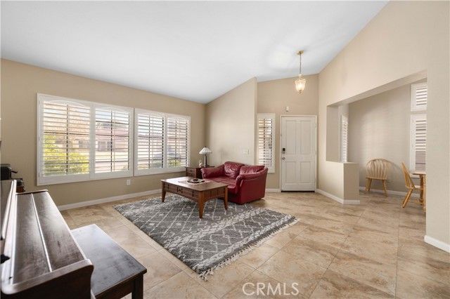 44239 Fenner, Lancaster, CA 93536