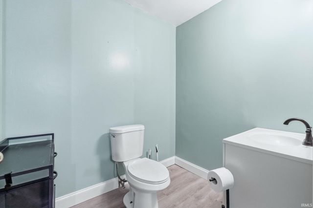 11212 Crested Oak Court, Fort Wayne, IN 46845