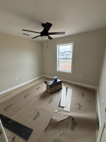 169 Edgewood Dr, Hohenwald, TN 38462