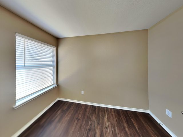 18494 Sunrise Pines Drive, Montgomery, TX 77316