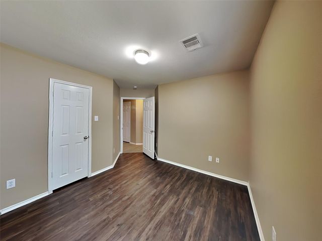 18494 Sunrise Pines Drive, Montgomery, TX 77316