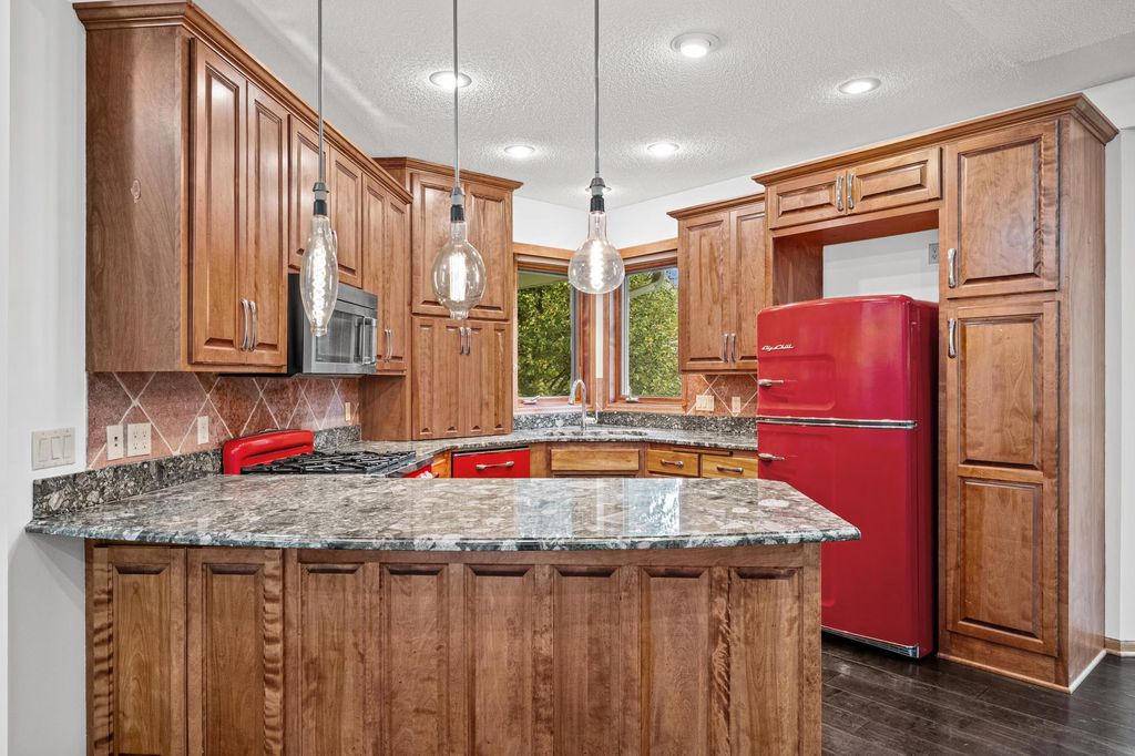 9250 Blackoaks Lane N, Maple Grove, MN 55311 — photo 5