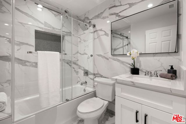 5928 Tobias Avenue, Sherman Oaks, CA 91411