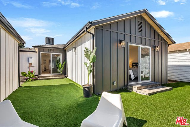 5928 Tobias Avenue, Sherman Oaks, CA 91411