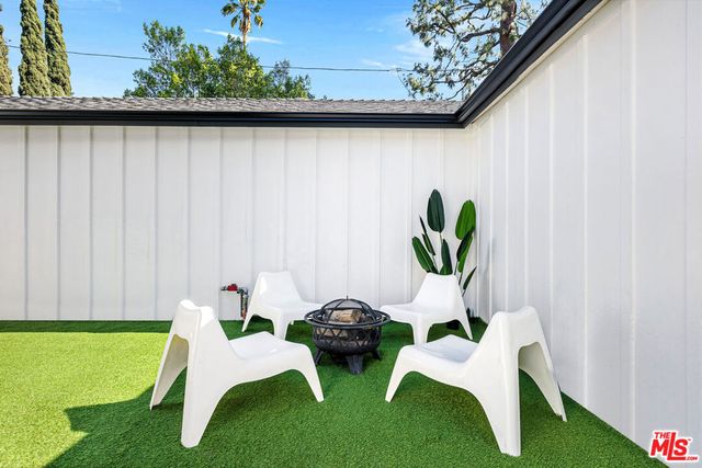 5928 Tobias Avenue, Sherman Oaks, CA 91411