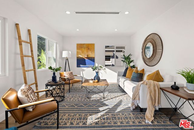 5928 Tobias Avenue, Sherman Oaks, CA 91411