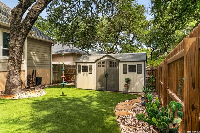 2635 SPRING CYN, San Antonio, TX 78232