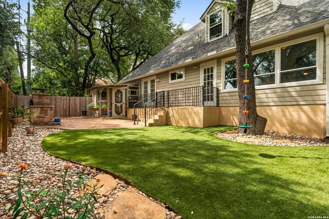 2635 SPRING CYN, San Antonio, TX 78232