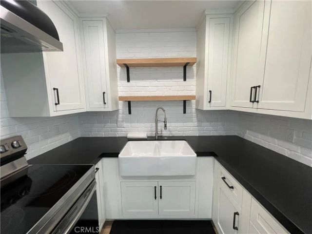 10226 Holburn Dr., Huntington Beach, CA 92646