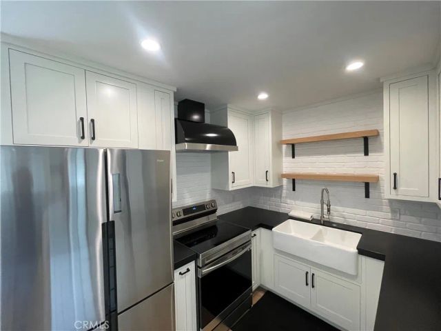 10226 Holburn Dr., Huntington Beach, CA 92646