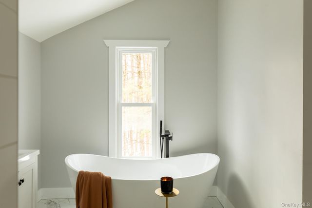 3 High Wood Road, Staatsburg, NY 12580