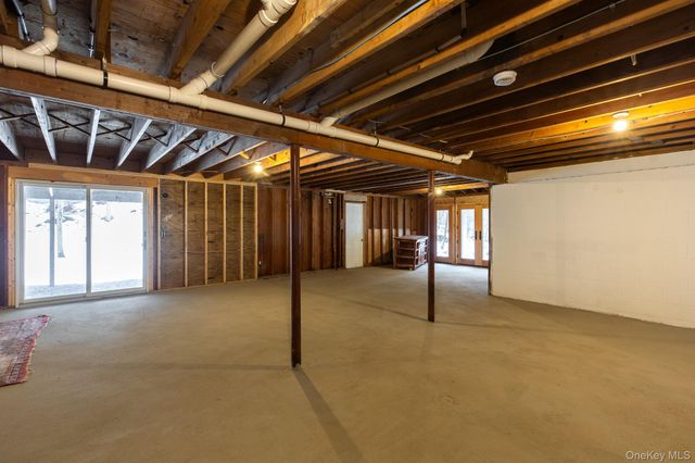 3 High Wood Road, Staatsburg, NY 12580