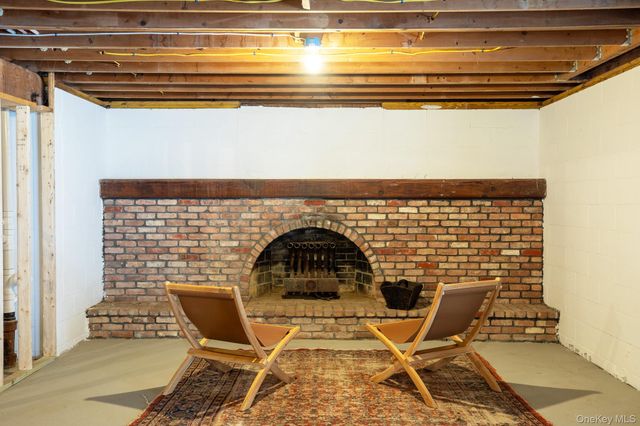 3 High Wood Road, Staatsburg, NY 12580