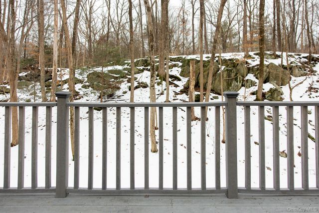 3 High Wood Road, Staatsburg, NY 12580