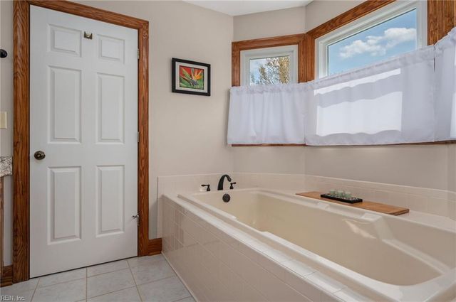 813 Puddin Ridge RD, Moyock, NC 27958