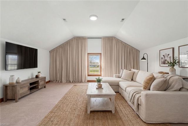 813 Puddin Ridge RD, Moyock, NC 27958