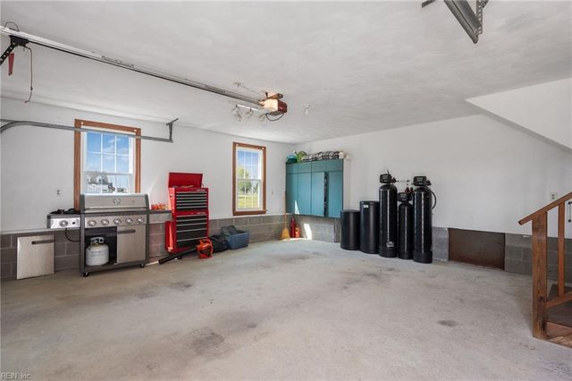 813 Puddin Ridge RD, Moyock, NC 27958