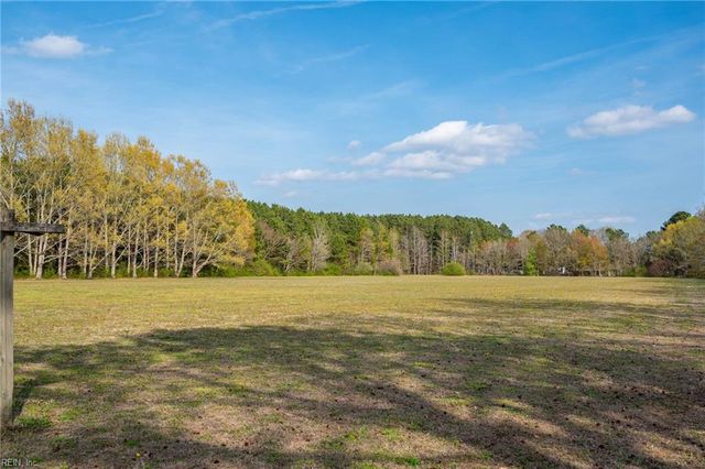 813 Puddin Ridge RD, Moyock, NC 27958