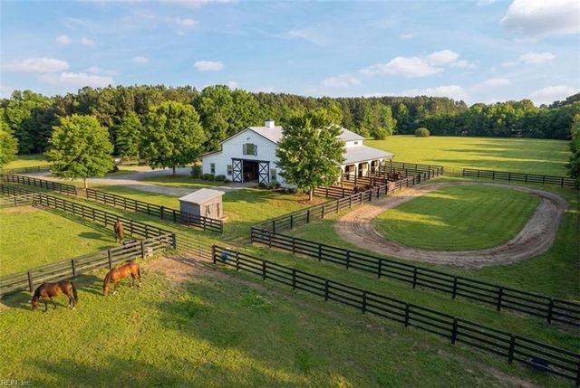 813 Puddin Ridge RD, Moyock, NC 27958