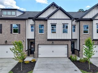 5704 Urban Village Way, Tucker, GA 30084