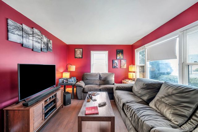 2528 Marshall Avenue, Bellmore, NY 11710