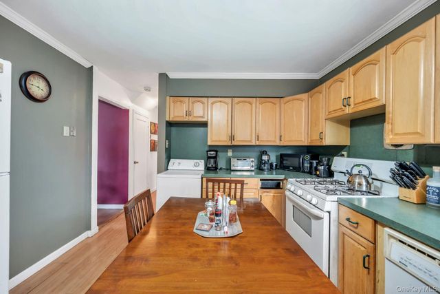 2528 Marshall Avenue, Bellmore, NY 11710