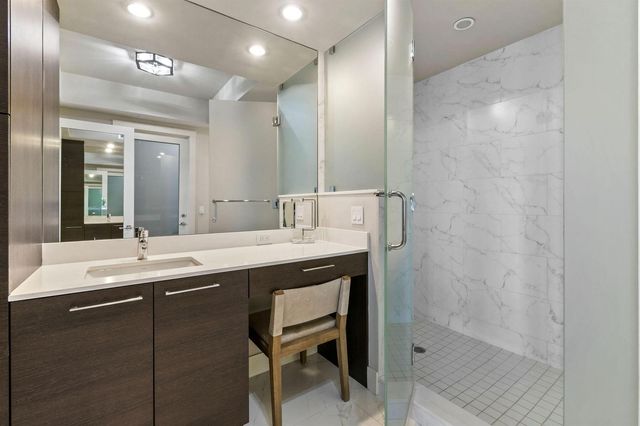 1 Water Club Way 1602, North Palm Beach, FL 33408