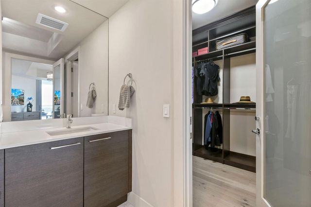 1 Water Club Way 1602, North Palm Beach, FL 33408