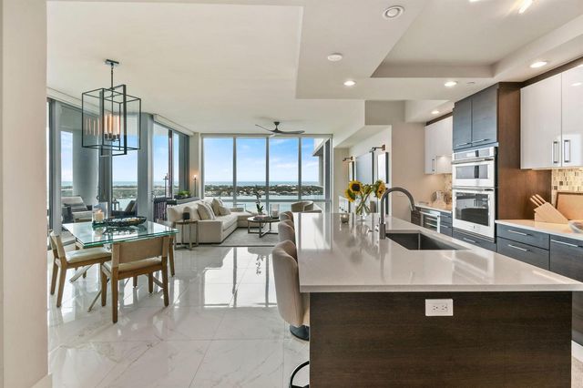 1 Water Club Way 1602, North Palm Beach, FL 33408