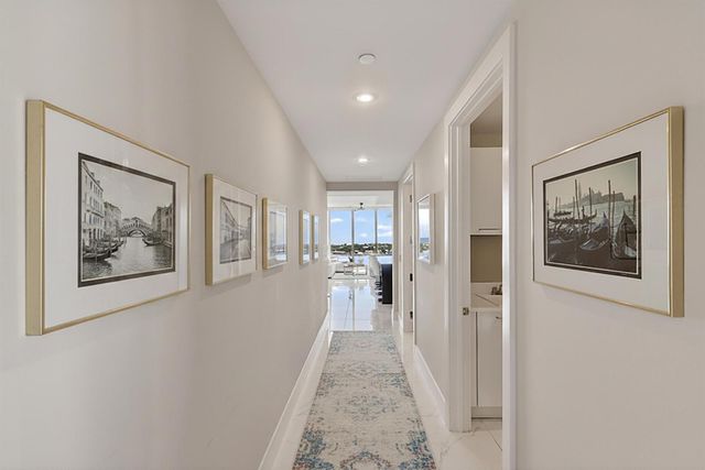 1 Water Club Way 1602, North Palm Beach, FL 33408