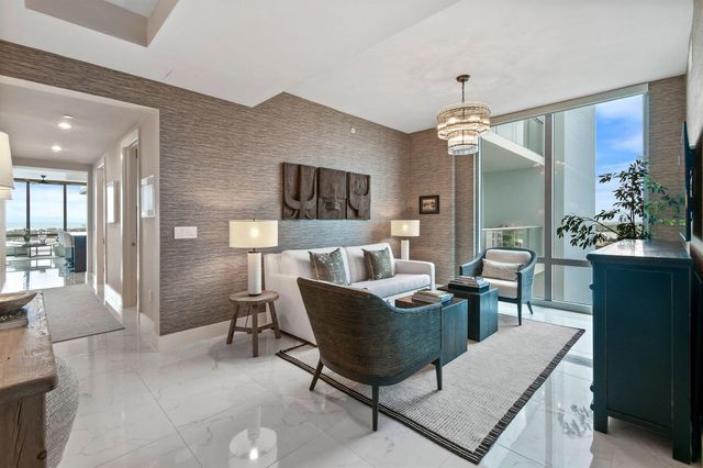 1 Water Club Way 1602, North Palm Beach, FL 33408