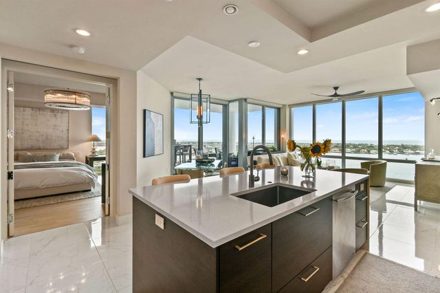 1 Water Club Way 1602, North Palm Beach, FL 33408