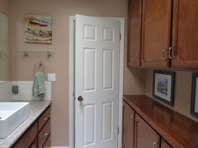 9912 Wild Oak Ct, Oakdale, CA 95361