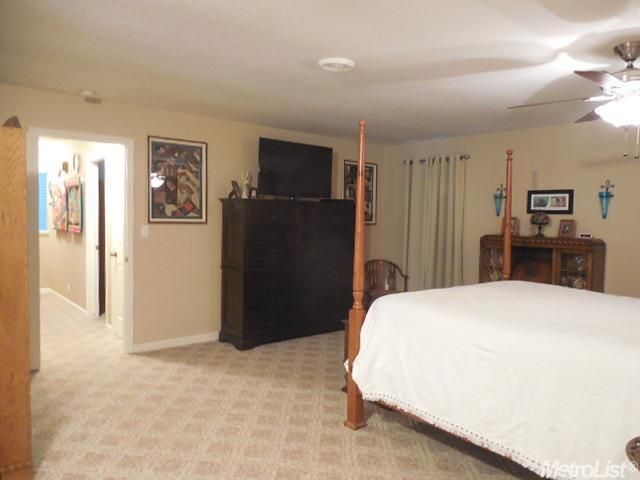 9912 Wild Oak Ct, Oakdale, CA 95361