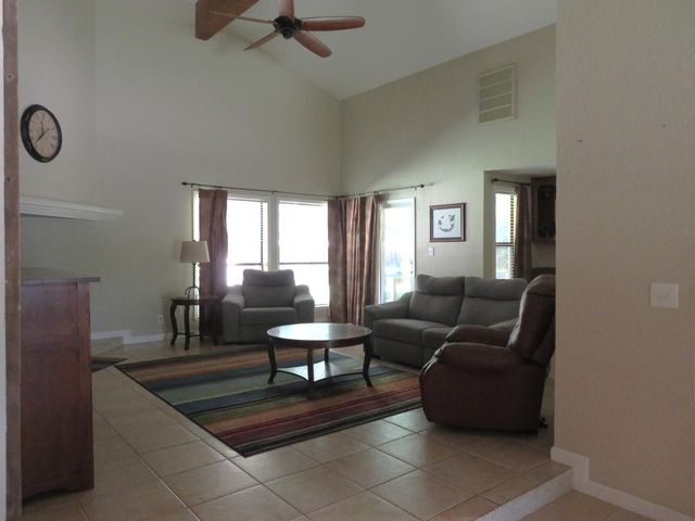 9912 Wild Oak Ct, Oakdale, CA 95361