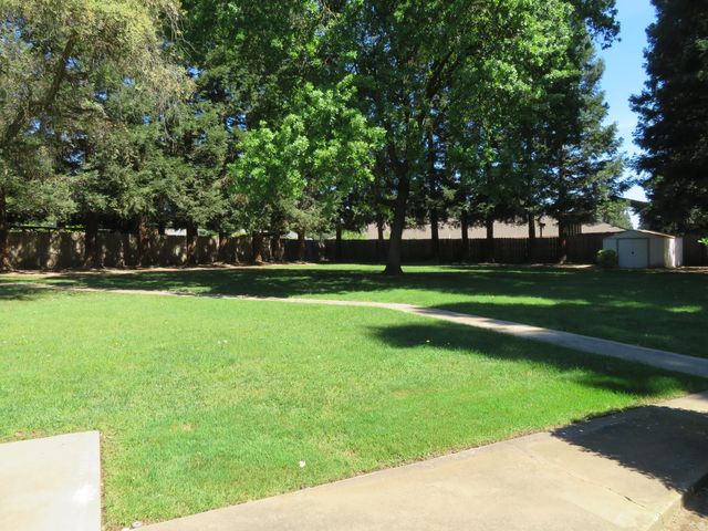 9912 Wild Oak Ct, Oakdale, CA 95361