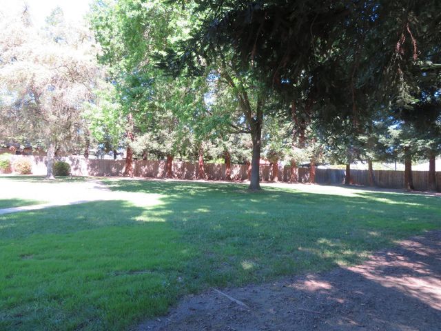 9912 Wild Oak Ct, Oakdale, CA 95361