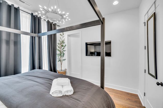 910 Youngs Ln Unit 7, Nashville, TN 37207