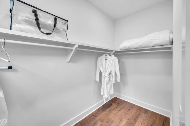 910 Youngs Ln Unit 7, Nashville, TN 37207