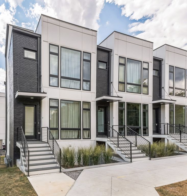 910 Youngs Ln Unit 7, Nashville, TN 37207