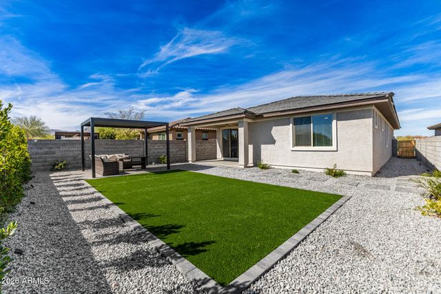 19405 W BADGETT Lane, Litchfield Park, AZ 85340