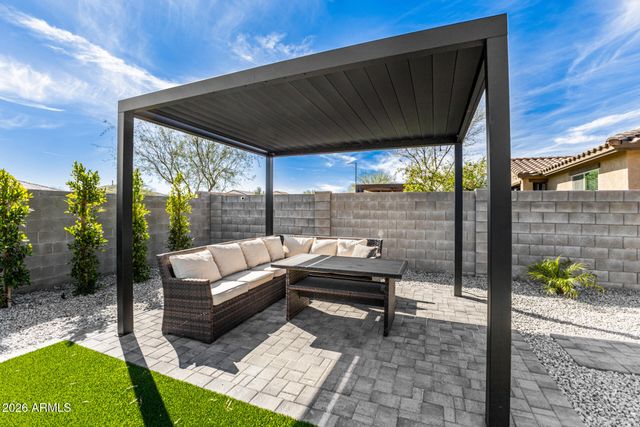 19405 W BADGETT Lane, Litchfield Park, AZ 85340