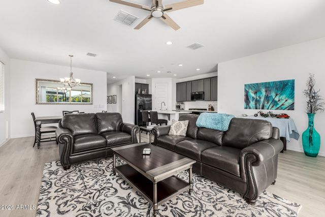 19405 W BADGETT Lane, Litchfield Park, AZ 85340