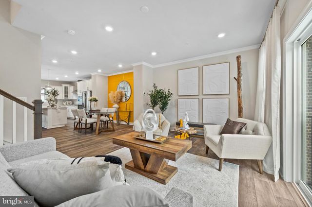 122 DICKENSON DR, Gaithersburg, MD 20878