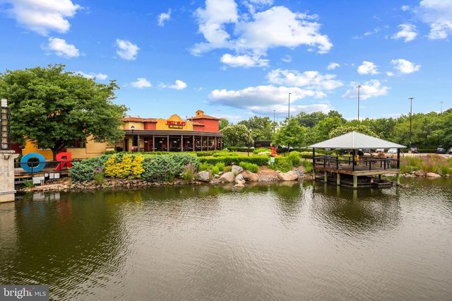 122 DICKENSON DR, Gaithersburg, MD 20878