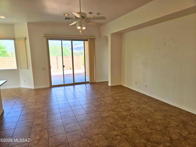 9579 E Corte Del Sol Brillante, Tucson, AZ 85748