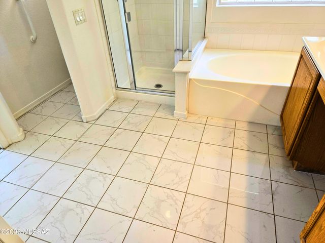 9579 E Corte Del Sol Brillante, Tucson, AZ 85748