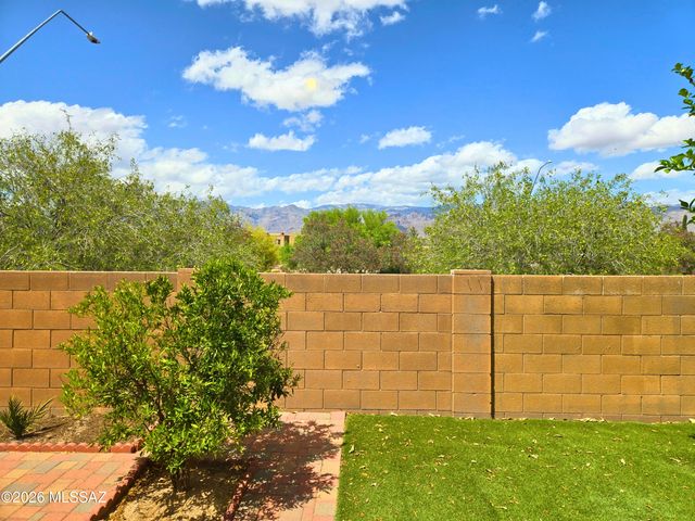 9579 E Corte Del Sol Brillante, Tucson, AZ 85748