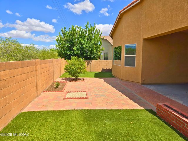 9579 E Corte Del Sol Brillante, Tucson, AZ 85748